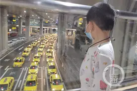 本月起重庆出租车恢复正常规费图片