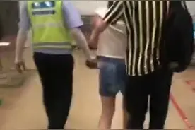 女司机高速突发疾病 民警驾车送其医院救治图片