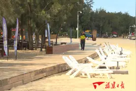 平潭：景区紧急关闭 游客有序撤离图片