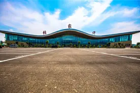 张家口宁远机场改扩建工程T2航站楼建成启用图片