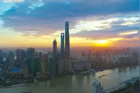 东方明珠、老洋房、上海话都齐了，可《三十而已》真有上海气质吗图片