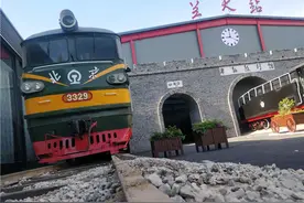 4S店的夏天怎么玩？记者探访长沙河西汽车城，卡丁车场、真人CS体验馆等你打卡图片