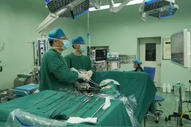 MDT助力，济宁市一院胸外科再次突破“中心型肺癌的微创禁区”图片