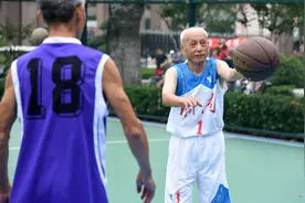 全民健身——济南“90后”坚守70余年篮球梦图片