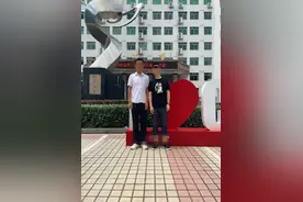 湖南一研究生离奇失踪，监控显示他没出单元门，两天后竟出现在家中衣柜……图片