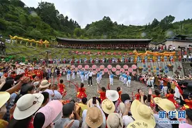 “心连心”慰问演出走进福建宁德图片