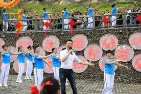 “心连心”慰问演出走进宁德 今天下党群星云集，热闹非凡图片