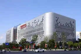 游泳淡季意外成了旺季！11月杭州这家游泳馆，次卡销量比去年同期暴涨300%图片