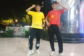 50+纪实丨六旬大叔天天领舞曳步舞，年年收获健康的体检报告图片