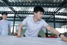一个博士服订单改变人生规划！博士夫妻返乡创业淘宝卖汉服年销售近千万图片