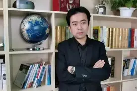 读得了古书，挥得了翰墨，上得了百家讲坛，这位师大宝藏老师带你学历史啦！图片