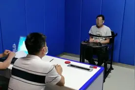 东莞一无牌电镀作坊污染环境被查，老板躲藏多日，终被刑事拘留图片