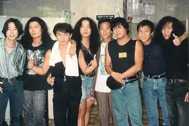 曾“击败”王菲，成了窦唯前妻，但她最耀眼的光芒来自胸前相机图片