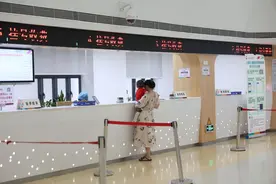午休、周末、下班后，这些时段都能看病了！上海医院延时服务常态化：减患者聚集，增惠民力度图片