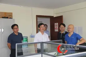 贺州市领导到贺州日报社等单位调研图片