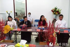 缅甸留学生获颁中国高校毕业证书图片