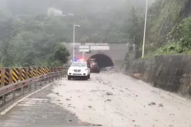 暴雨肆虐！北川启动IV级防汛应急响应 老县城禁止通行图片