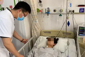 术后的小桐已经苏醒 母女在监护病房见了面 当妈妈摸着她手时泪流了下来……图片