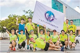 拿得了手术刀 跑得完马拉松图片