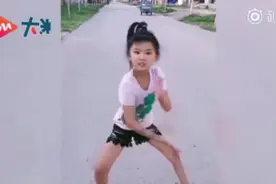 好消息！泰安7岁跳舞女孩变形左脚能治疗图片