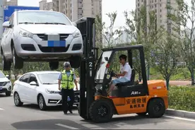 还路于民！蚌埠市区内取消部分临时停车泊位图片