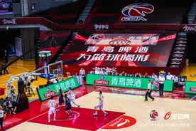 篮球“啦啦宝贝”回来了青岛啤酒×CBA  老搭档玩出新花样图片