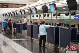 8月15日起由内地出发旅客可经香港机场转机或过境图片