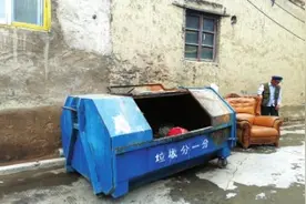 兰州七里河棚户区：隐蔽街巷脏乱差 安全隐患多图片