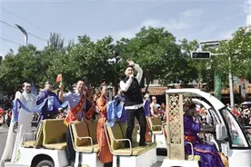 八月飞歌——草原音乐创造美好生活图片