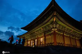 月色下漫步古宫 韩国昌德宫“月光之旅”夜间游览开放图片