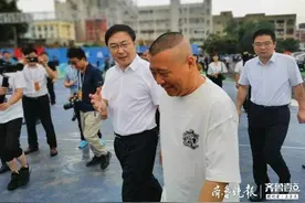 直击现场！郭德纲来济南了，德云社济南分社揭开神秘面纱图片