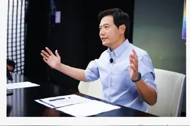 雷军直播带货两小时销售额破亿！自曝因头发浓密被质疑是假程序员图片