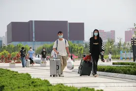 开学啦！山东铝业职业学院第一批学生顺利返校图片