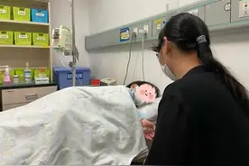 一年药费就要200万，卖房贷款替3岁女儿看病：“就当它是世界上最贵的糖”图片