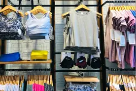 入局高端瑜伽服饰市场 李宁“叫板”露露乐蒙图片