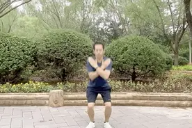 60秒会打乒乓球22：增强弹跳力，让你有“三头六臂”图片