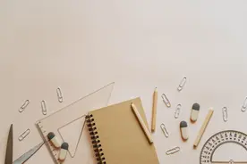 一课译词：以身作则图片