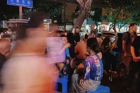 中国首席纯情唱片店，和7.5公里外五月天的时光机图片