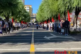 今天 哈尔滨部分高一新生报到啦图片
