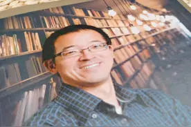 俞敏洪新书《书卷多情》：读英文经典，汲取人生正能量图片