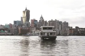 湾仔轮渡客运口岸复航图片