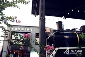了不起的小店｜老爸“任性”收藏绿皮火车 女儿花七年开成“网红”餐厅图片