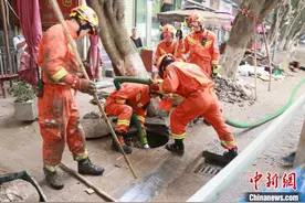赴四川增援的贵州消防员：为家乡守护平安图片
