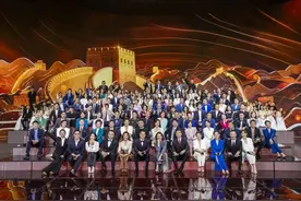 康辉、董卿、汪涵、春妮......都来啦！全国百位主持人全部到场，为啥事？图片