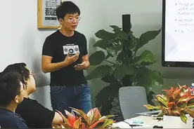 在中关村创业的年轻人图片