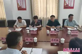 冯艳丽到菏泽高新区吕陵镇调研图片