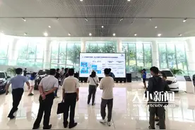 探秘昂科威生产线！“潮起大胶东”采访团抵达上汽通用东岳基地图片