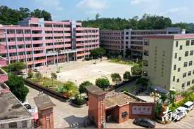 30年，终于拆了！梅州五华棉洋中学校门口大变样图片