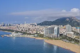 山东青岛浮山现山帽云奇妙美景图片