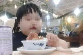 3岁女童被喂到70斤！在流量诱惑前，请让孩子走开图片